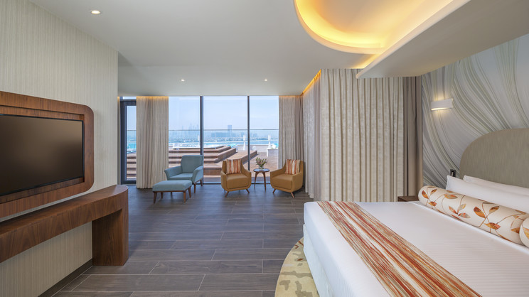 Penthouse Suite with Club Lounge Access